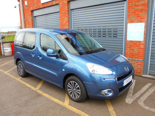 Used PEUGEOT PARTNER 1.6 VTi ACTIVE - WHEELCHAIR ACCESS VEHICLE for Sale