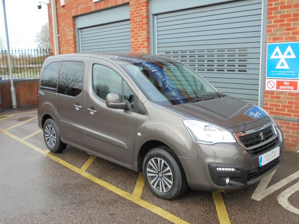 Used PEUGEOT PARTNER TEPEE 1.6 VTi ACTIVE HORIZON - WHEELCHAIR ACCESSIBLE VEHICLE for Sale